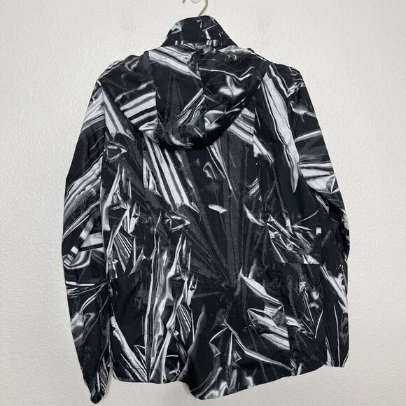 Nike SHIELD Jacket Medium Full-Zip Running Black Mesh Panel Hide Away Hooded - Picture 13 of 15